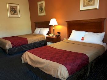 Econo Lodge Norwalk Dış mekan fotoğraf