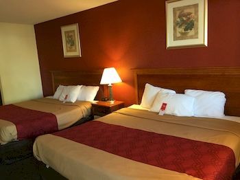 Econo Lodge Norwalk Dış mekan fotoğraf